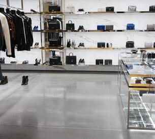 SAINT LAURENT 新光三越中港店