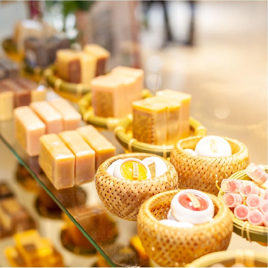 tous marketing-08.jpg