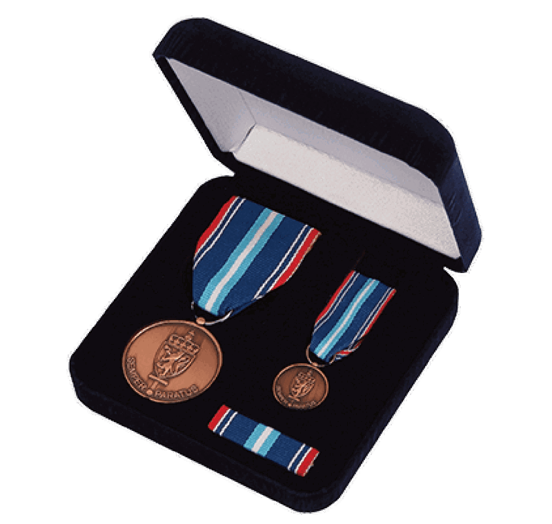 Royal Honor Ribbon with Medal