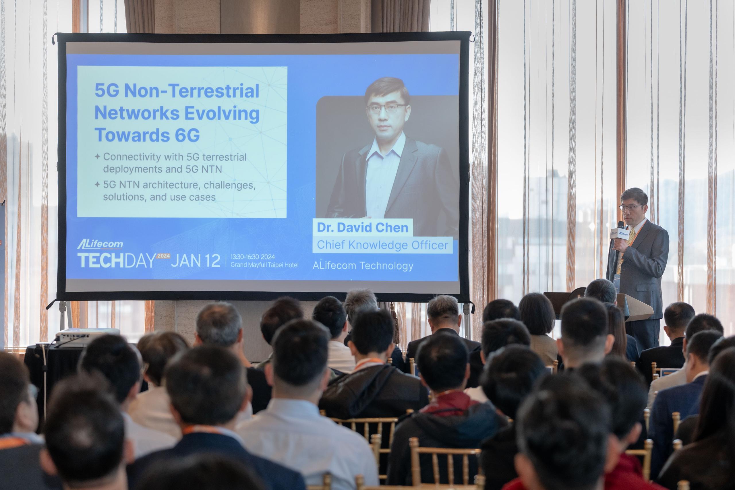 Figure 2_ALifecom Chief Knowledge Officer Dr. David Chen discussed the development and technology of  5G NTN, B5G, and the future  6G.jpg
