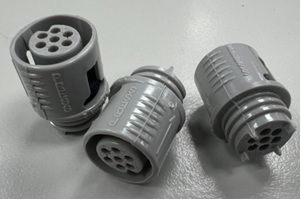 連接器