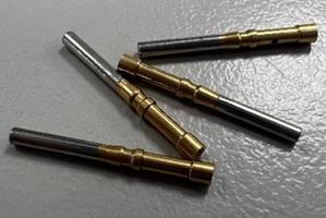 連接器插銷