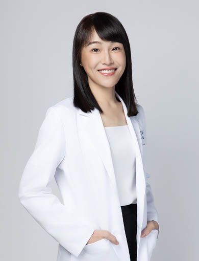 劉奕青 - 院長